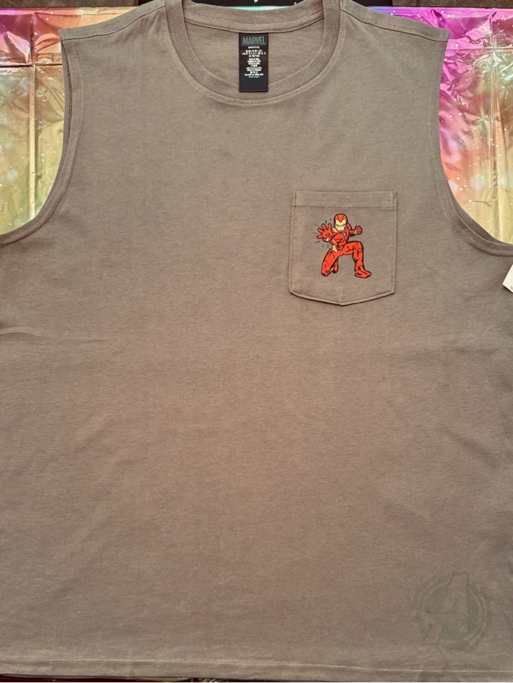 NWT!! MARVEL ~ DISNEY Iron Man / Tony Stark Tank Top ~ Adult LG
